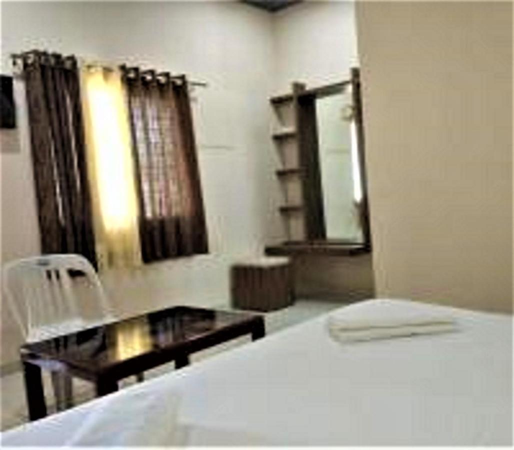 Hotel Krishna Exotica Ahmednagar Esterno foto